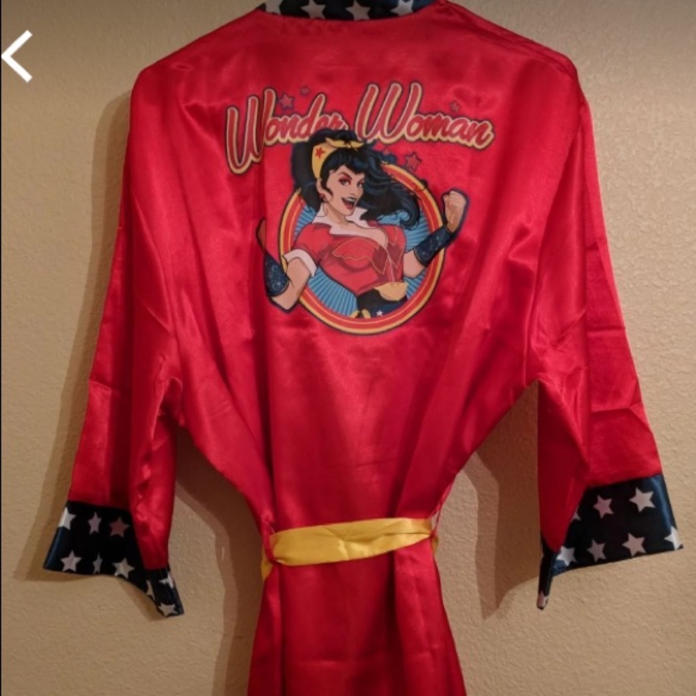 Wonder Woman silk robe one size